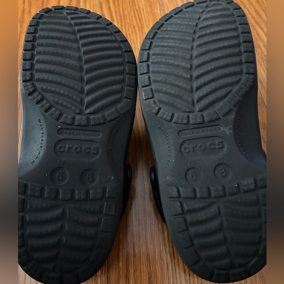 CROCS CLASSIC STYLE SLIP ON CLOGS MULES * GOOD CONDITION * STAR SHOE CHARMS 🤩 - Picture 3 of 6